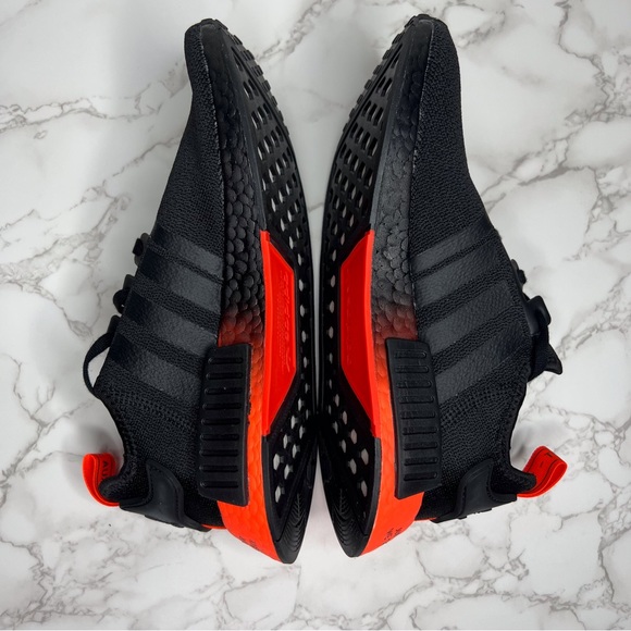 Adidas NMD R1 x Star Wars 🌟 - Picture 11 of 16